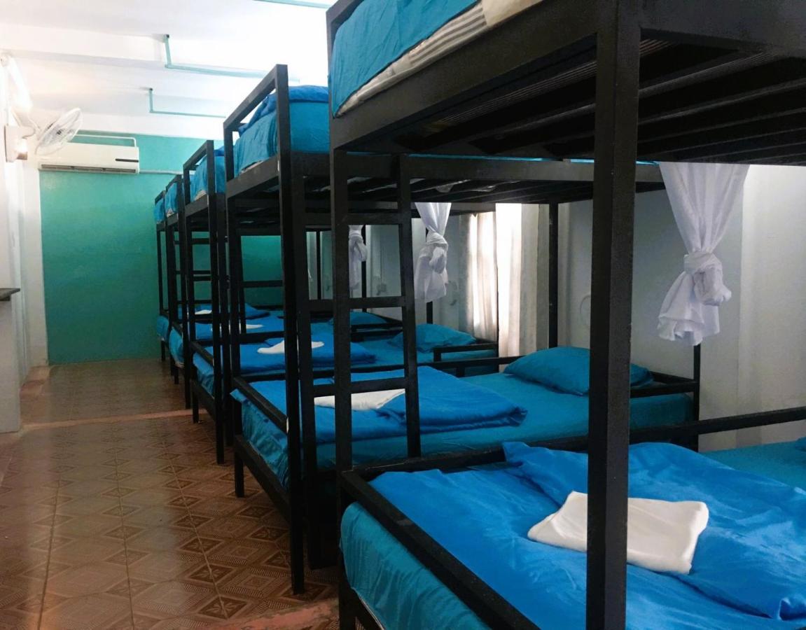 Bamboo Hostel Thakhek Zewnętrze zdjęcie