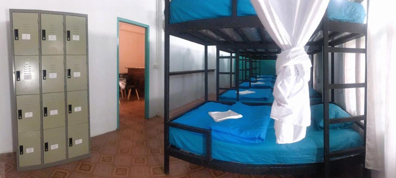 Bamboo Hostel Thakhek Zewnętrze zdjęcie